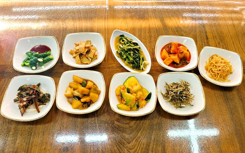 백반 한 상