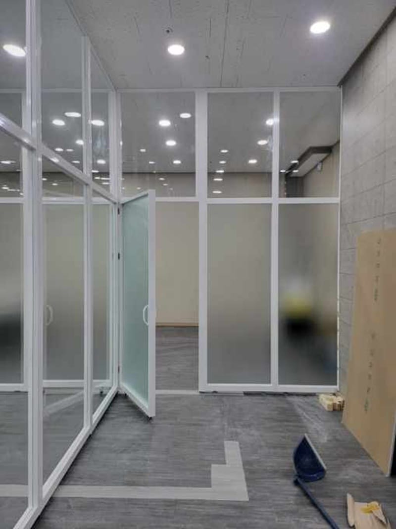 원퍼니 강화유리 파티션 제작 시공전문업체 갤러리 6